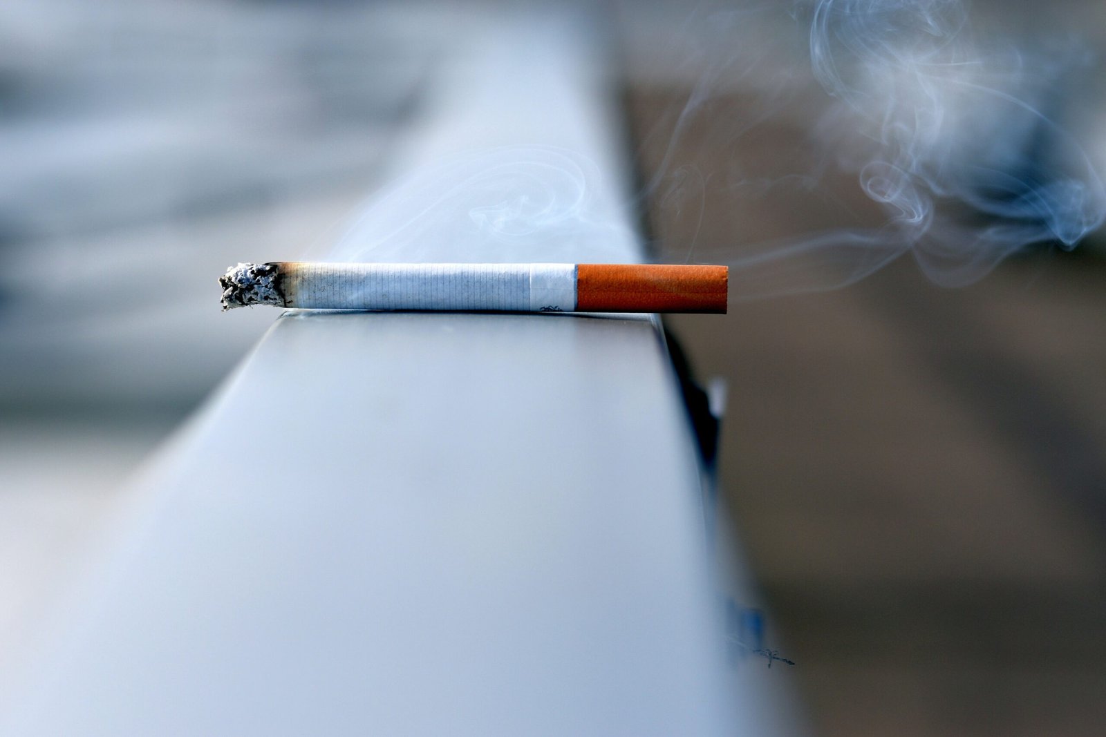 Pourquoi la cigarette crée-t-elle une dépendance ? Comprendre pour mieux arrêter